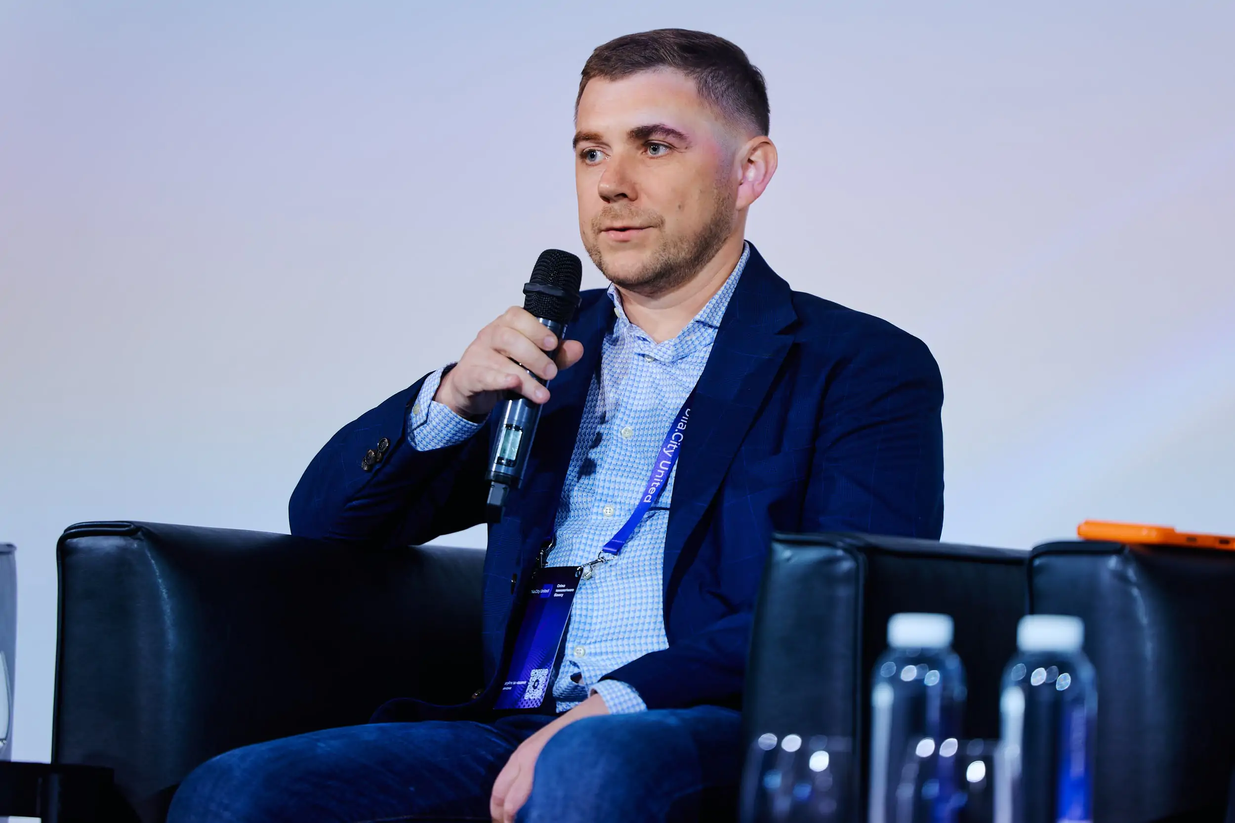 зображення спікера - Олександр Мельниченко, керівник з розвитку продуктів IT SmartFlex