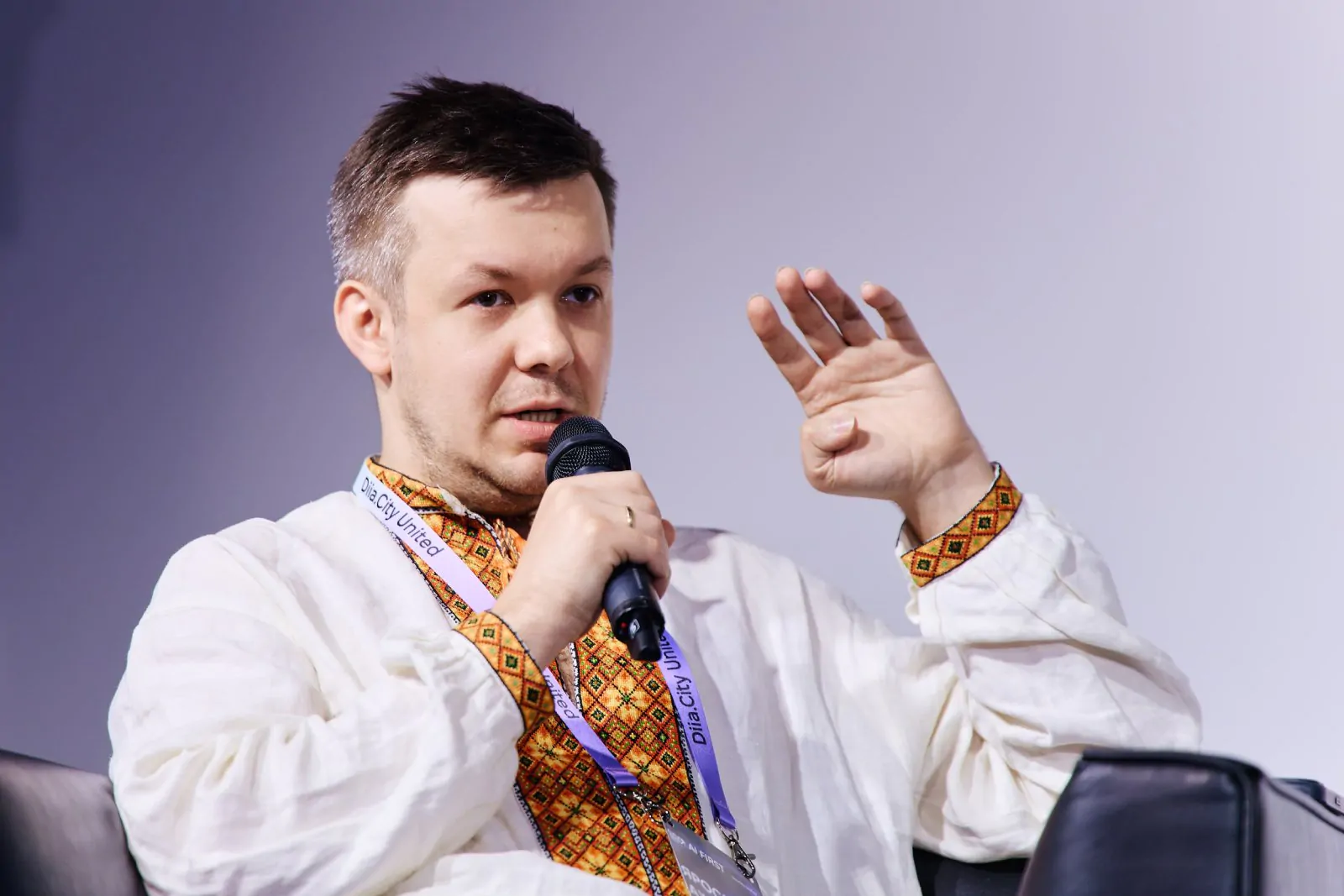 Photo Yaroslav Azhnyuk