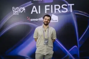 зображення спікера - Дмитра Войтеха, AI/ML Lead у «Мрії» та радника заступника міністра економіки з питань ШІ